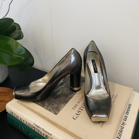 Dolce & Gabbana DeCollete Black Mirror Pumps - Picture 1 of 8